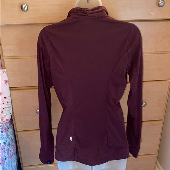 Irideon Maroon Fitted Long Sleeve - Picture 2 of 3
